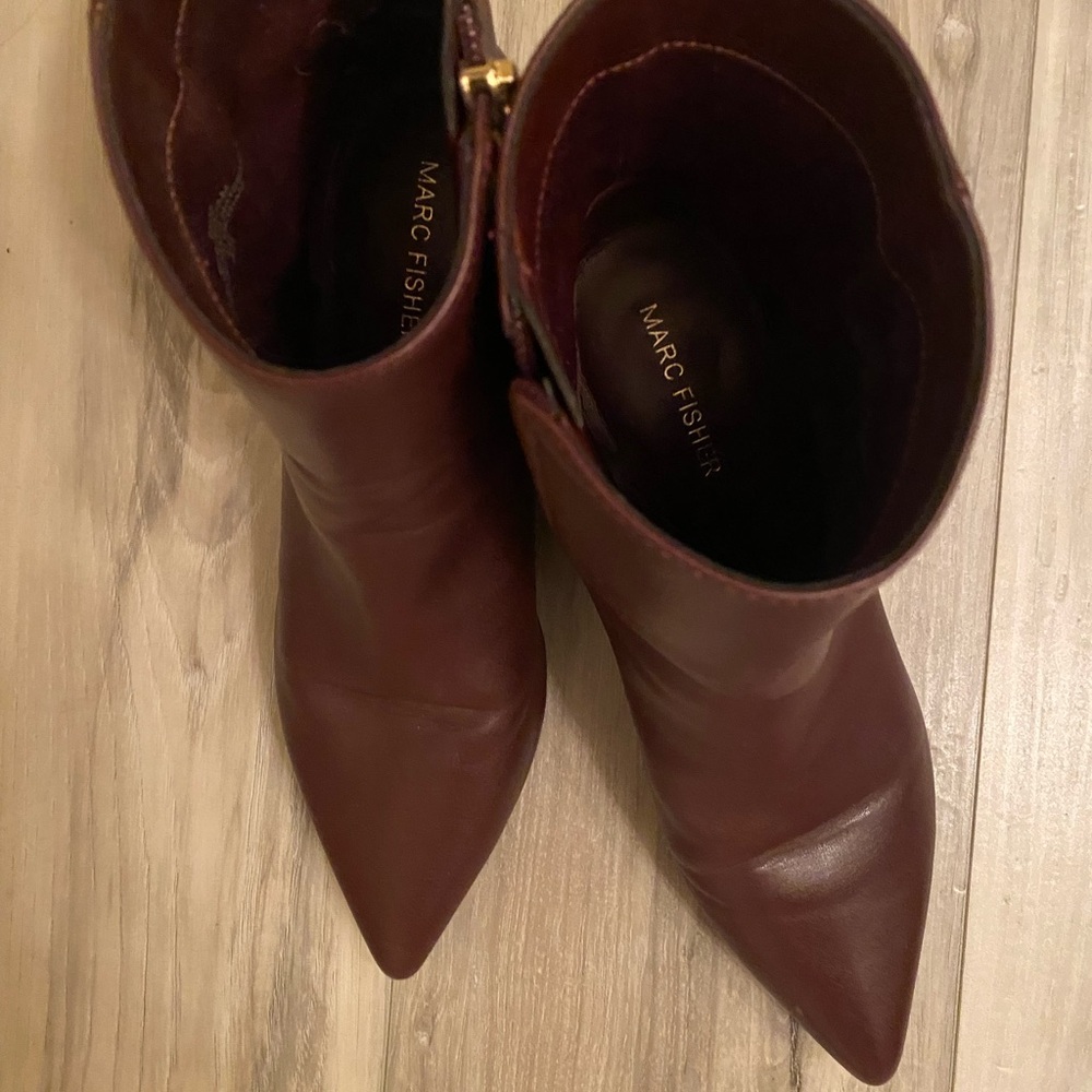 Marc Fisher Women's Burgundy Heeled Boots